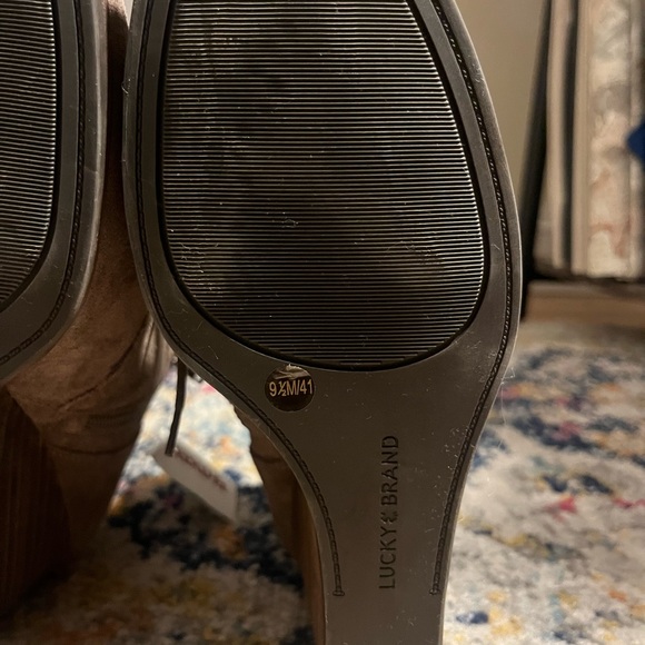 Lucky Brand Light Tan Suede Booties - Never Been Worn - Picture 7 of 11